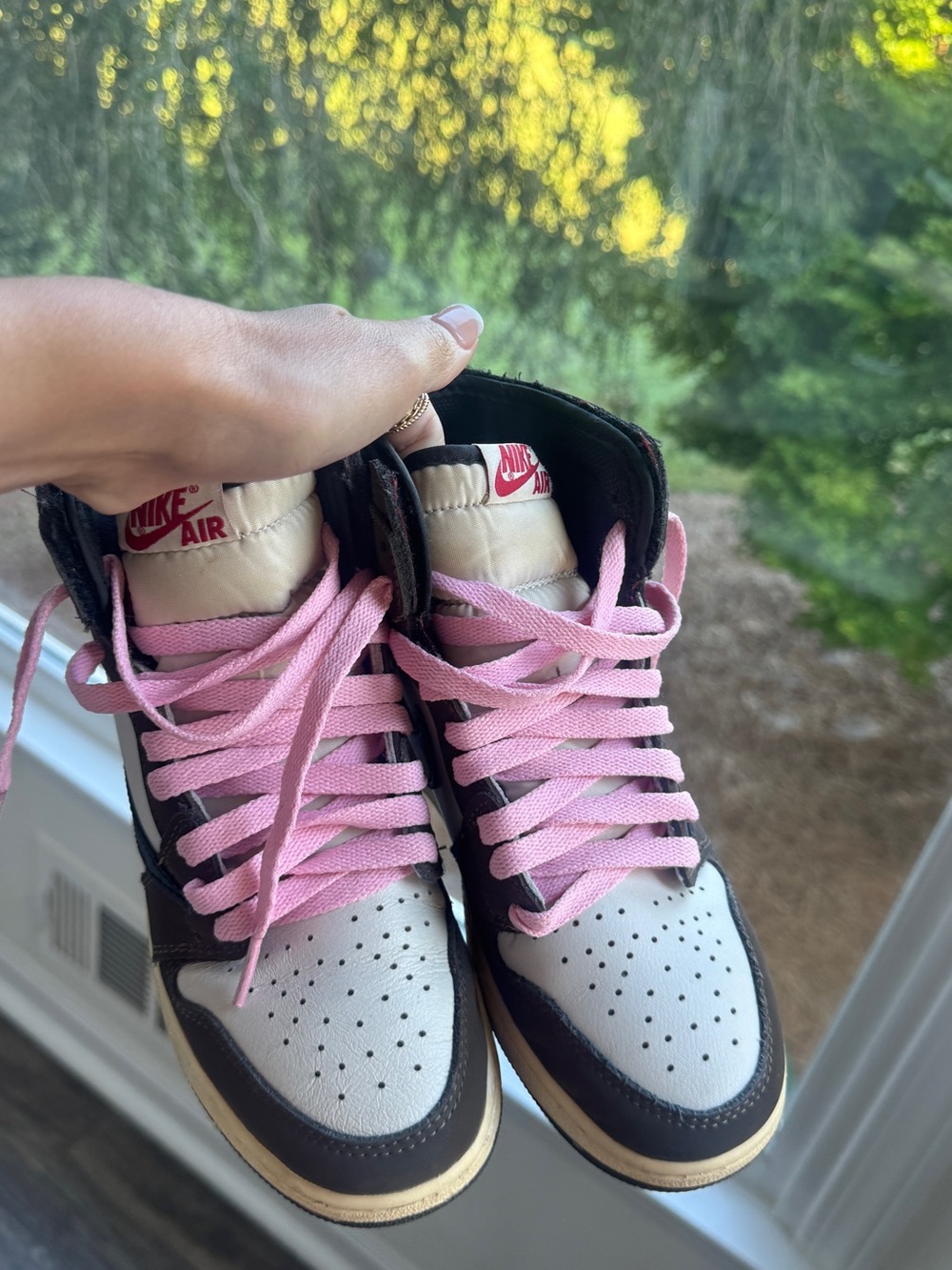 Travis Scott x Air Jordan 1 Retro High OG Mocha sz 4y / 5.5 - Picture 3 of 6